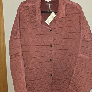 LA MIEL Quilted Puffer Jacket in Burgundy